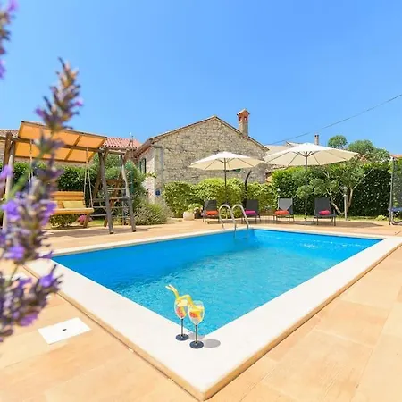 House Mihael By Istrialux Villa Bibici